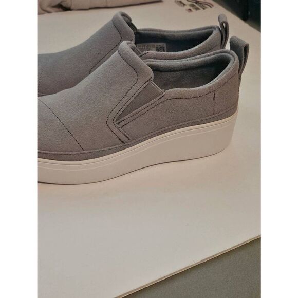 TOMS platform Suede ladies slip on shoe Nwot - Picture 5 of 12